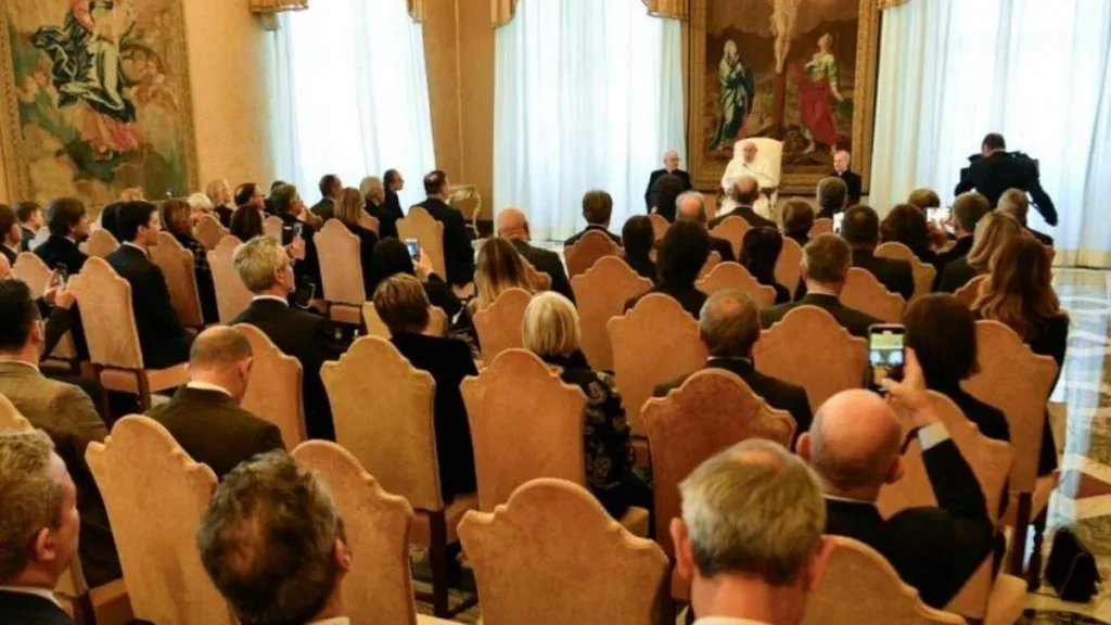 Imagem Papa em encontro com os representantes da Vinitaly do artigo Papa Francisco afirma que humanidade precisa ter respeito com a Terra