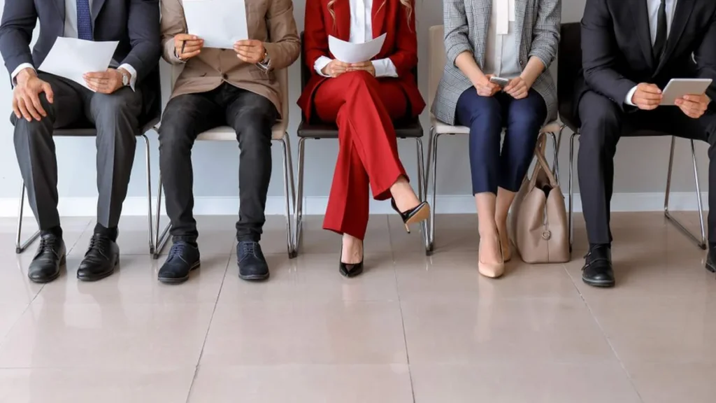 Imagem Espera para entrevista de emprego do artigo Pats da região tem mais de 700 vagas disponíveis em janeiro