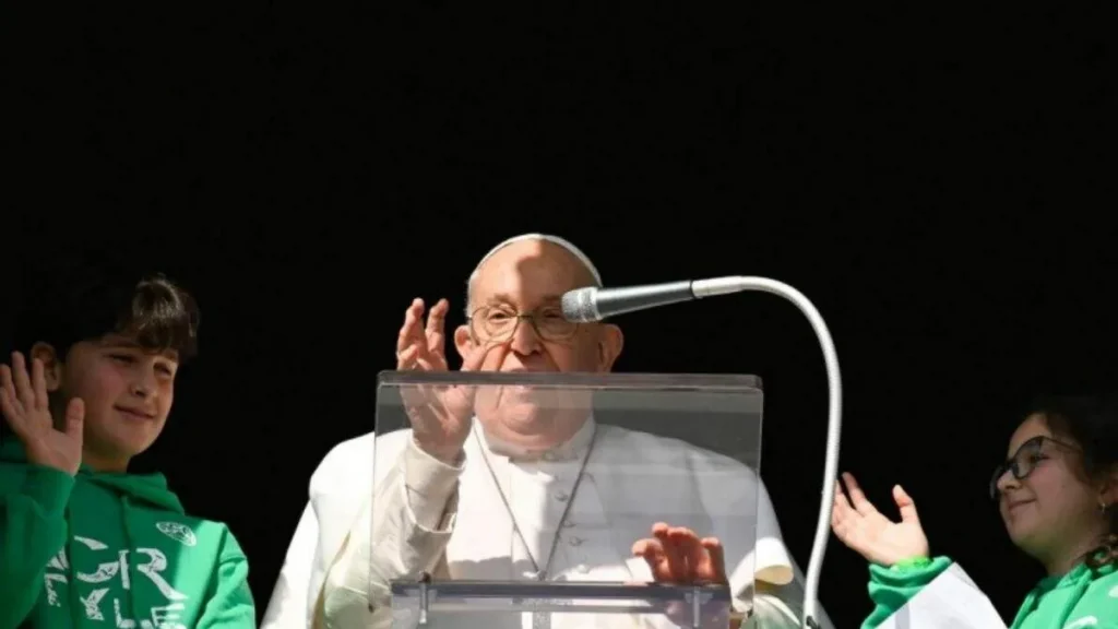 Imagem Papa no Angelus do artigo Papa afirma que o esporte é oportunidade para o desenvolvimento humano