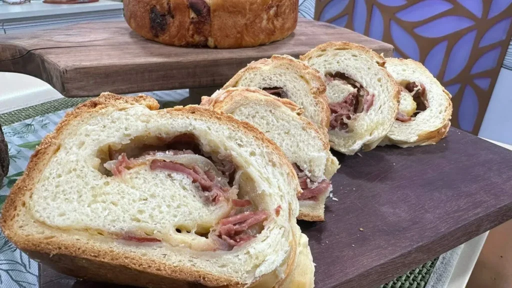 Imagem Rosca de Calabresa com Provolone do artigo Rosca de Calabresa com Provolone - Santa Receita