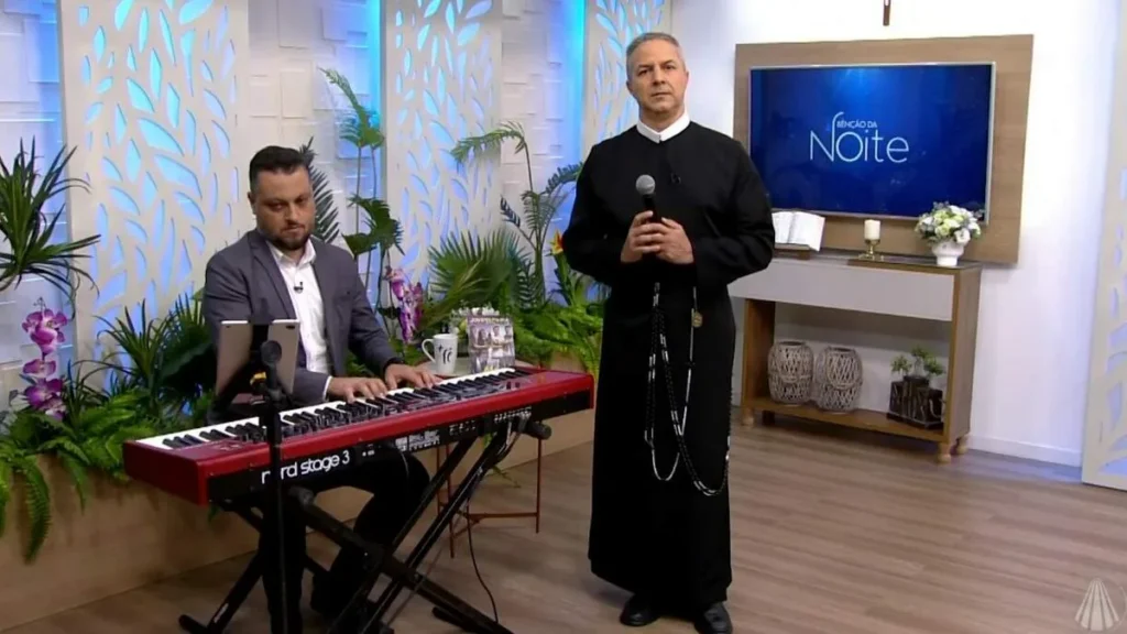Imagem bencao da noite do artigo Belas canções para rezar em família!
