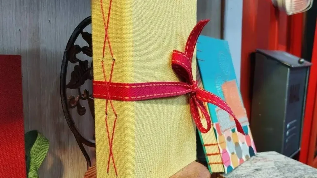 Imagem caderno do artigo Caderno artesanal com Costura Cruzada - Faça Você Mesmo