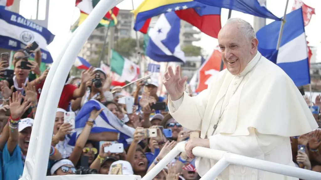 Imagem shutterstock 1807828288 Easy Resize.com do artigo 5 anos da JMJ Panamá: Um convite para reler a exortação “Christus Vivit”