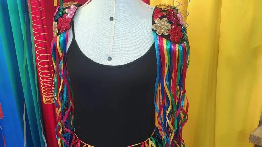 Imagem SAIA CARNAVAL do artigo Saia de fitas e ombreiras de Carnaval - Faça Você Mesmo