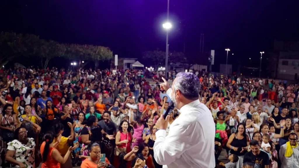 Retiro de Carnaval em Bom Jesus da Lapa contou com a participação do Pe. Jaciel Bezerra, que é cantor e compositor
