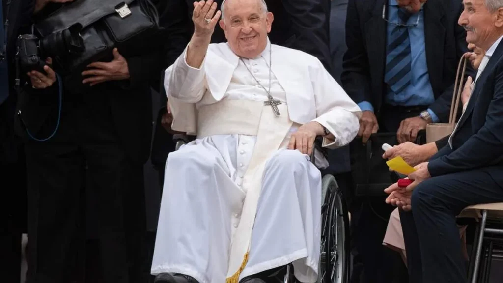 Imagem papa francisco do artigo Ação permite que crianças enviem cartas para o Papa Francisco