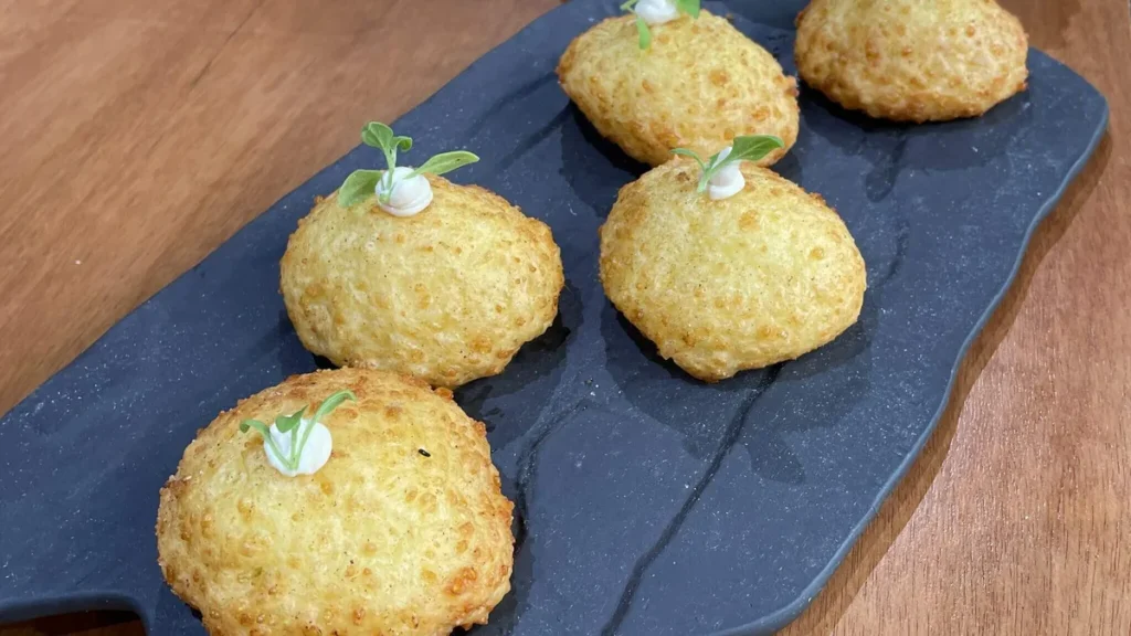 Imagem Bolinho de queijo com goiabada sabor de vida do artigo Bolinho de Queijo e Goiabada – Sabor de Vida