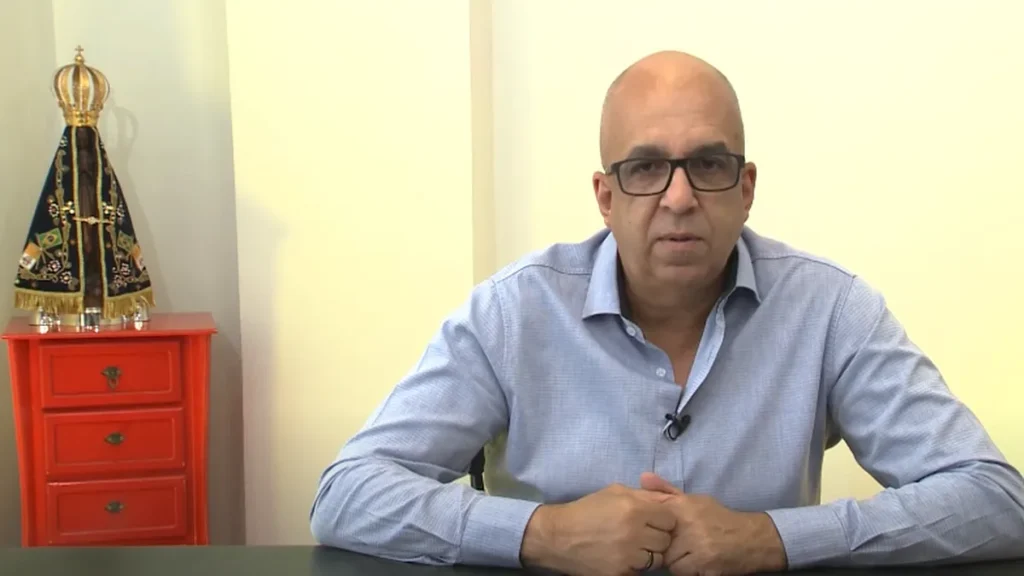 Imagem Padre Mauro Vilela 3 do artigo Reveja: Diálogos reflete sobre as novas realidades da Igreja