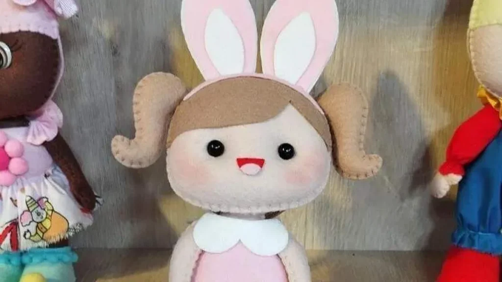 Imagem boneca do artigo Boneca coelha em feltro - Faça Você Mesmo