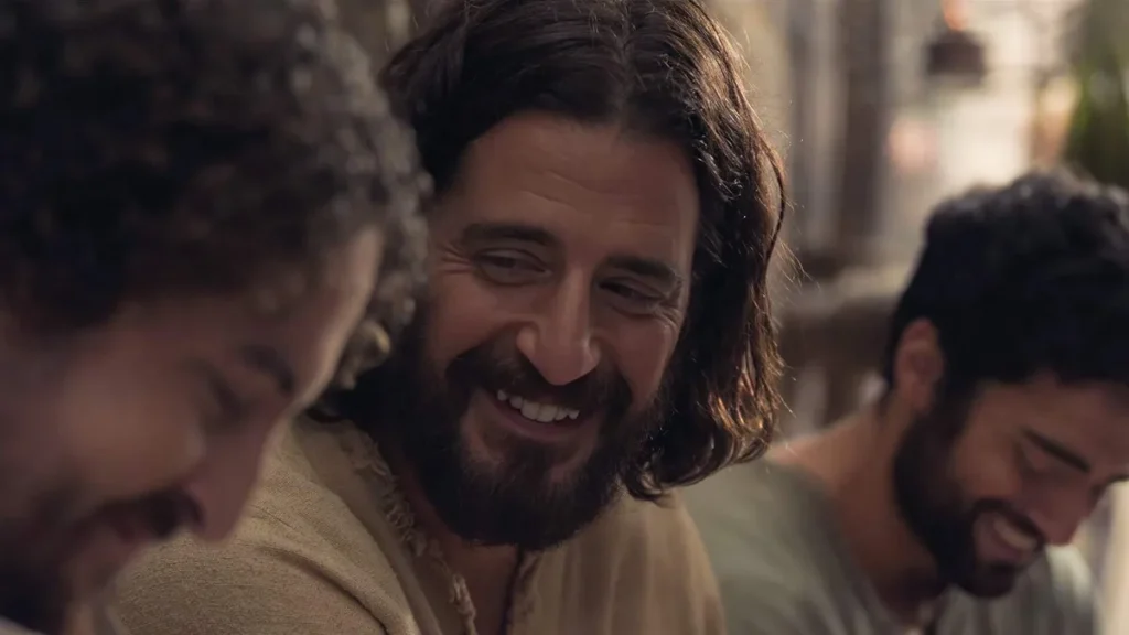 Imagem jesus the chosen jonathan roumie do artigo The Chosen: mais dois episódios da 4ª temporada nos cinemas