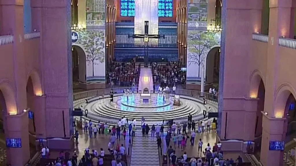 Imagem santuario nacional do artigo Segunda-feira Santa: Jesus visita seus amigos, Lázaro, Marta e Maria