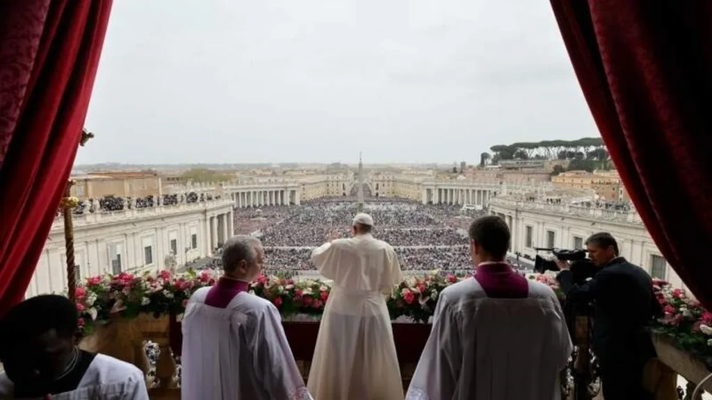 Imagem papa francisco bencao urbi et orbi pascoa 2024 do artigo 5 frases impactantes do Papa Francisco na benção Urbi Et Orbi