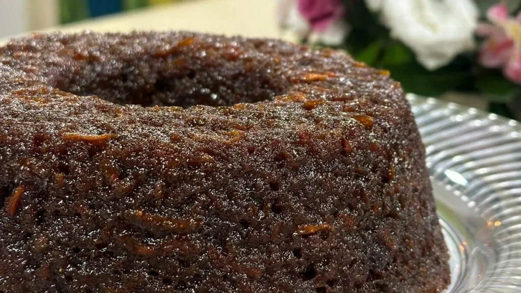 Imagem bolo pudim do artigo Bolo Pudim de cenoura com Caramelo - Santa Receita