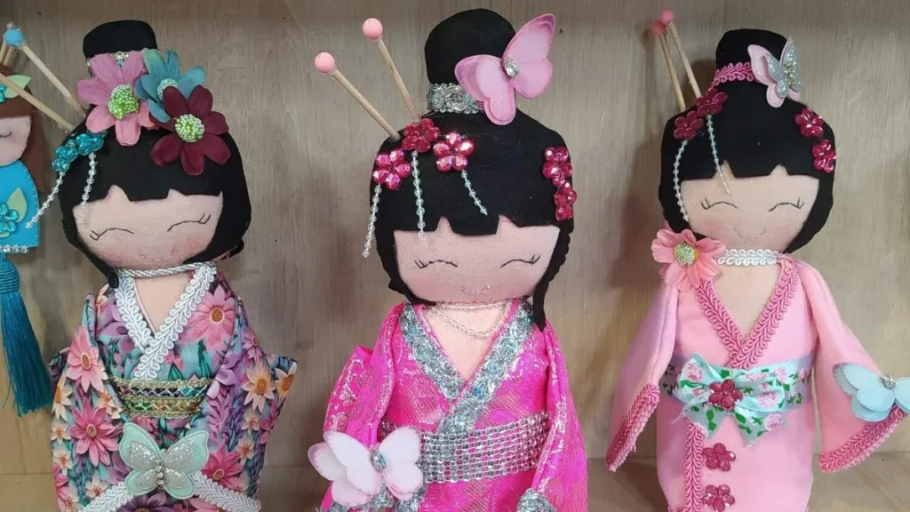 Imagem bonecas do artigo Boneca Kokeshi - Faça Você Mesmo