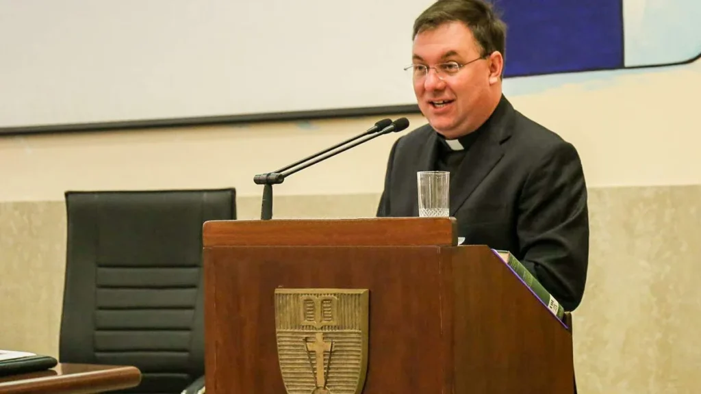 Imagem Padre Rogerio Gomes Superior Geral Redentorista do artigo Padre Rogério Gomes comenta o aspecto teológico e moral da tecnologia moderna
