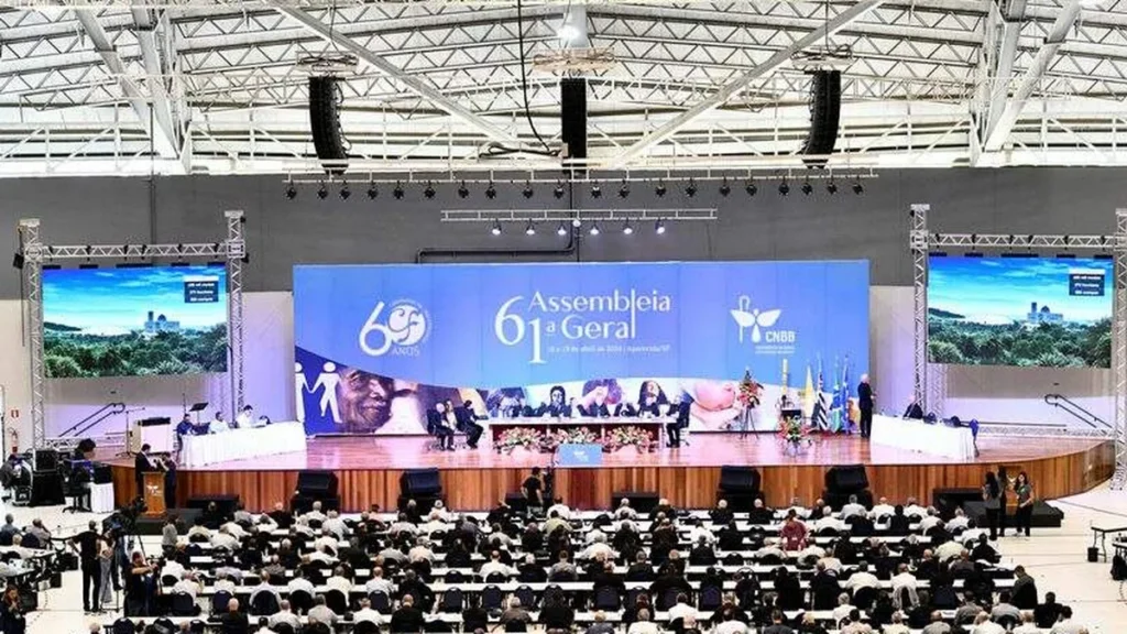 Imagem Episcopado brasileiro reunido no Centro de Eventos do artigo Assembleia dos Bispos do Brasil conta com estrutura especial em Aparecida