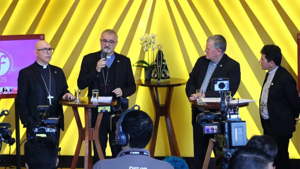 Imagem coletiva de imprensa 1904 do artigo Presidência da CNBB faz balanço da 61ª Assembleia Geral na última coletiva
