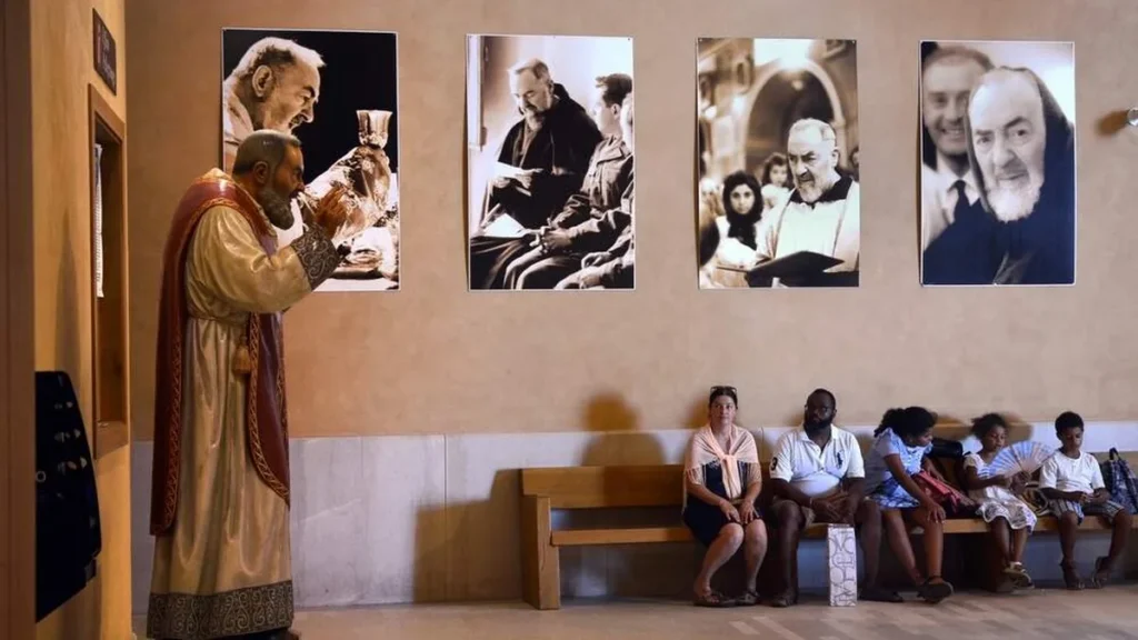 Imagem imagens no santuario do padre Pio do artigo Padre Pio: 10 fotos inéditas serão divulgadas pela Fundação dedicada ao Santo