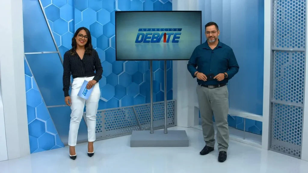 Imagem APD Reeleicao Reproducao TV Aparecida 1 do artigo "Aparecida Debate" discute a proposta de reforma eleitoral