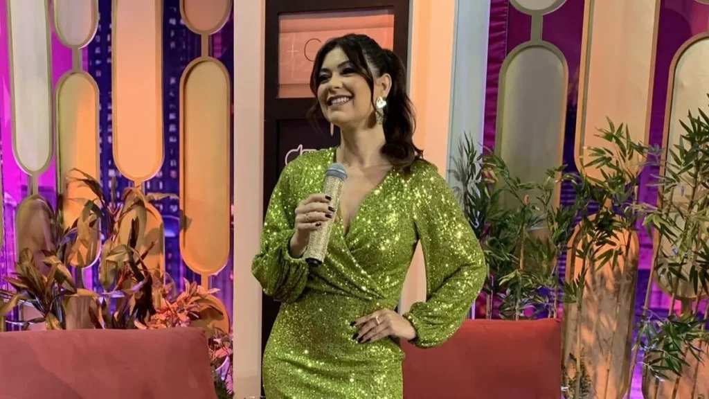 Imagem Amanda francozo do artigo Amanda Françozo mostra a importância do sorriso para uma vida saudável