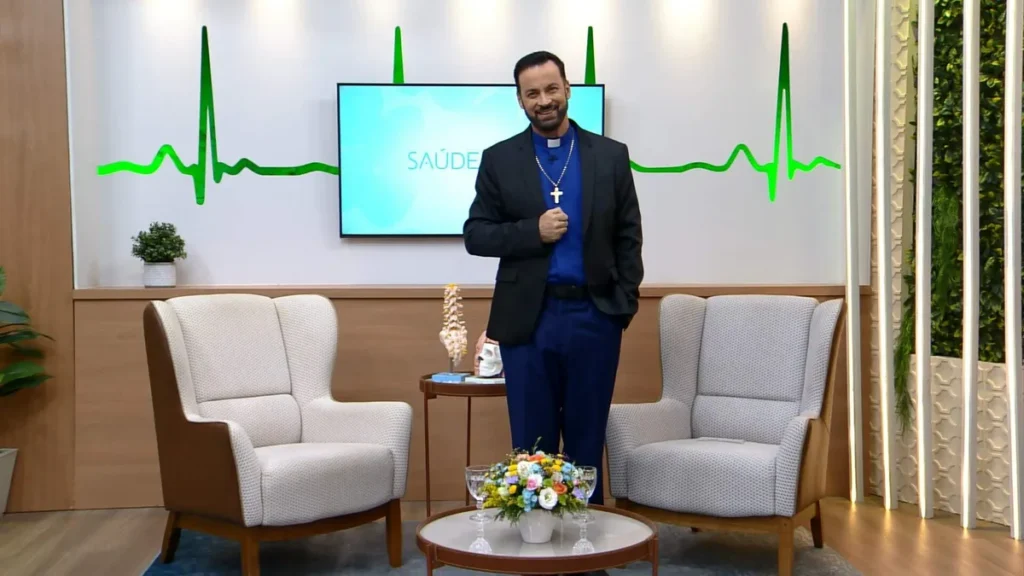 Imagem SFE 27 4 Reproducao TV Aparecida 2 do artigo "Saúde e Fé" apresenta as causas, sintomas e tratamento da Meningite