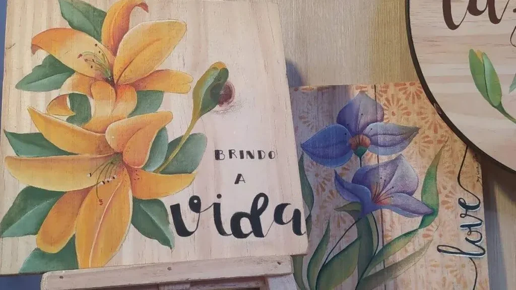 Imagem quadro lirio amarelo fvm1 do artigo Quadro Aquarelado Lírio Amarelo - Faça Você Mesmo