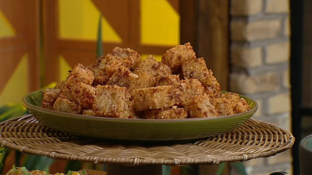 Dadinho de Tapioca com Carne Seca
