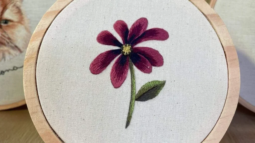 Imagem violeta bordada em pintura de agulha do artigo Violeta bordada em pintura de agulha - Faça Você Mesmo
