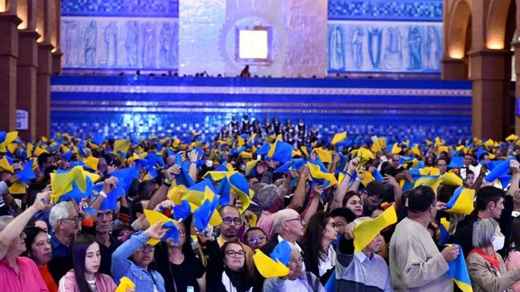 Peregrinos participam da Romaria da Família dos Devotos