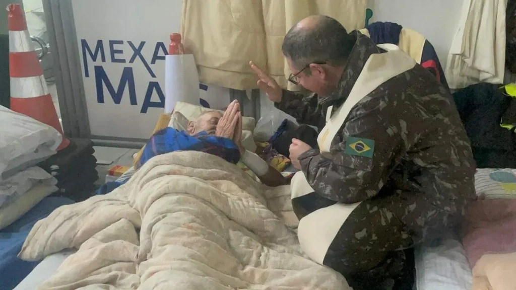 Imagem Capelaes Militares no RS 2 do artigo Capelães Militares levam fé e esperança ao povo gaúcho