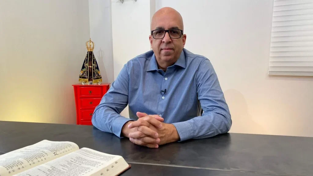 Imagem Padre Mauro Vilela do artigo Reveja: Diálogos reflete sobre o abuso e a exploração infantil