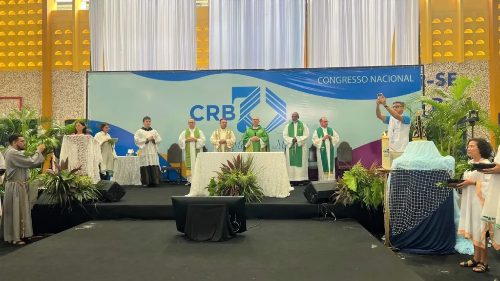 Imagem Missa de encerramento do Congresso de 70 anos da CRB do artigo CRB encerra congresso jubilar com Santa Missa em Fortaleza (CE)