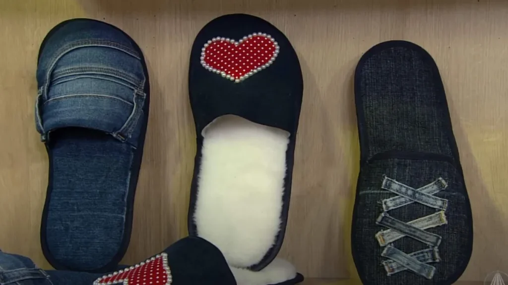 Imagem pantufas faca voce mesmo do artigo Pantufa Jeans (Customização) - Faça Você Mesmo