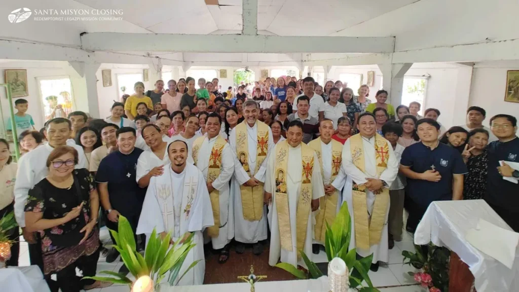 Imagem Equipe Missionaria Filipinas do artigo Missão Redentorista acontece em ilha remota nas Filipinas