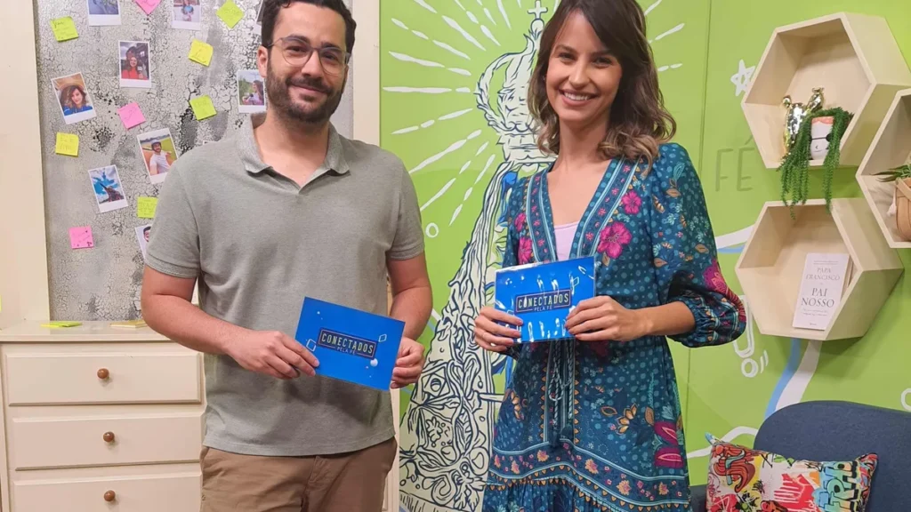 Imagem cpf leticia guilherme 2206 1 do artigo "Conectados pela Fé" mergulha no universo da dublagem