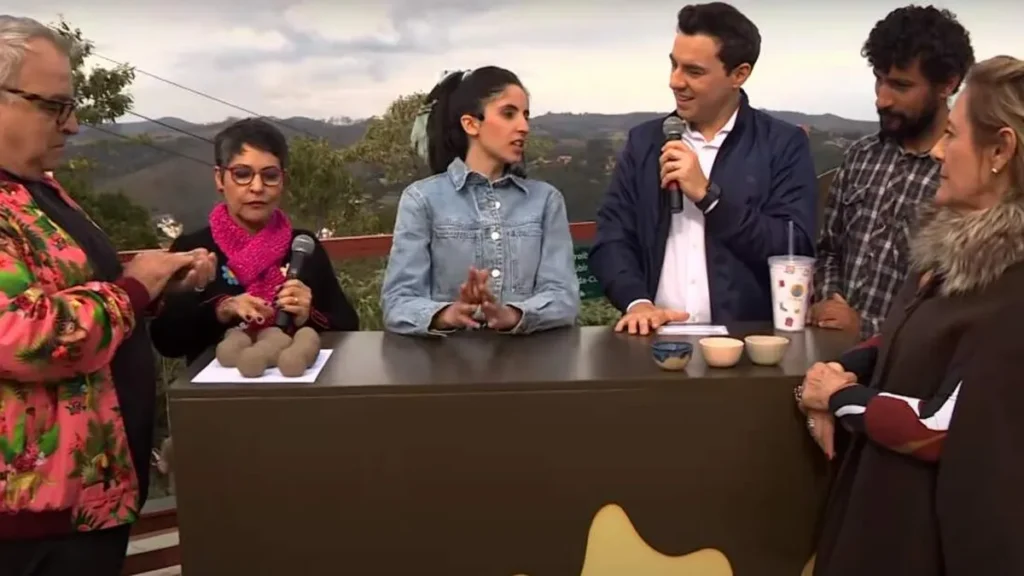 Imagem faca voce mesmo 2 do artigo Potinho usando a técnica de Pinch Pot - Faça Você Mesmo