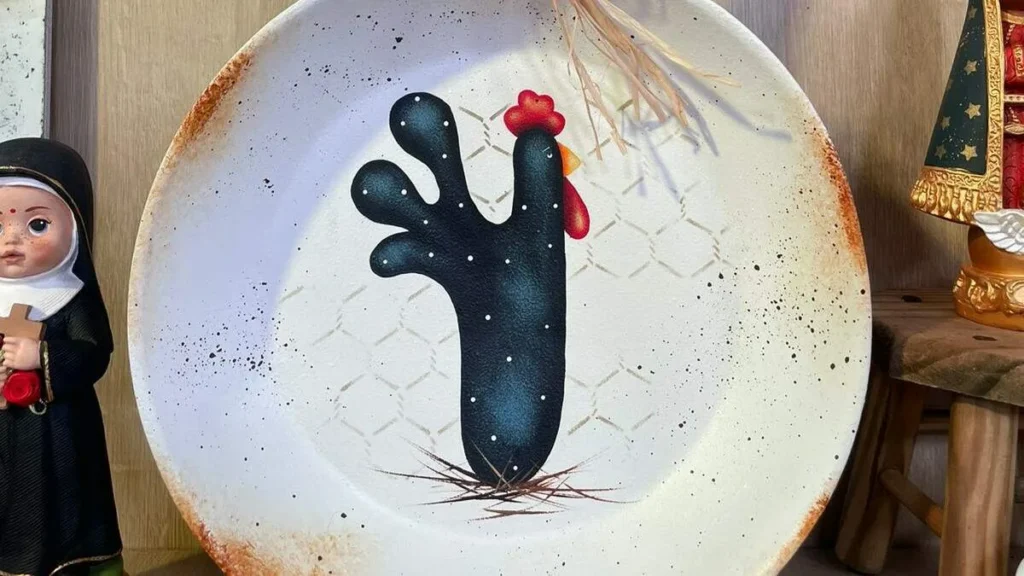 Imagem Frigideira decorada com pintura country de galinha do artigo Frigideira com Pintura de Galinha (Pintura Country) - Faça Você Mesmo