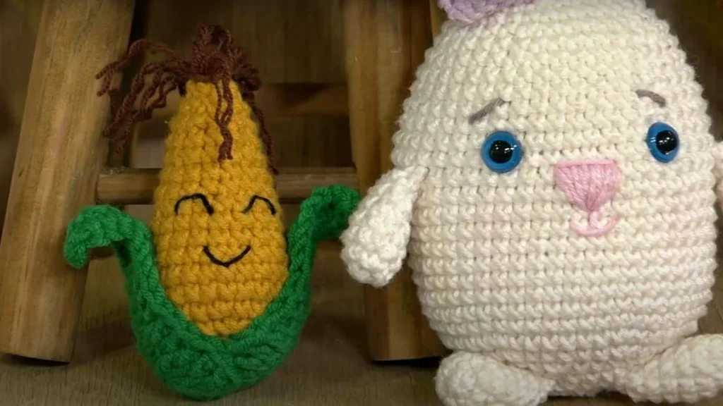 Imagem chaveiro de milho em amigurumi faca voce mesmo do artigo Chaveirinho de milho em amigurumi - Faça Você Mesmo