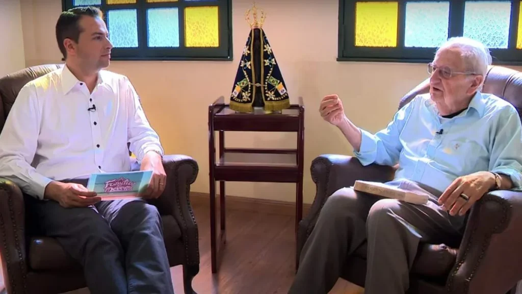 Imagem familia dos devotos 4 do artigo Vamos refletir como a família pode seguir os exemplos dos apóstolos Pedro e Paulo