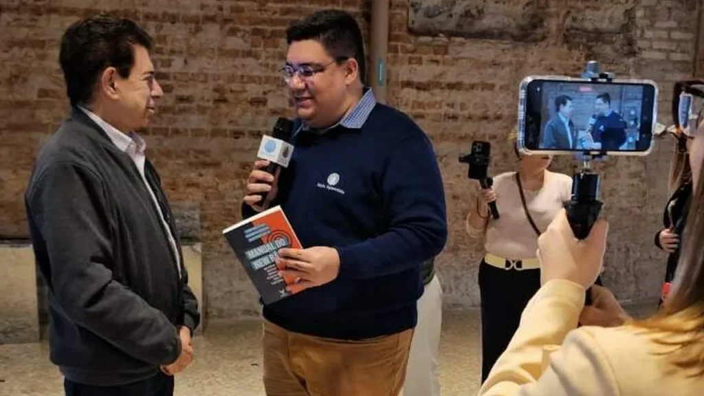 Imagem Herodoto Barbeiro da entrevista a Radio Aparecida do artigo Livro traz olhar sobre transformação da radiodifusão na era digital