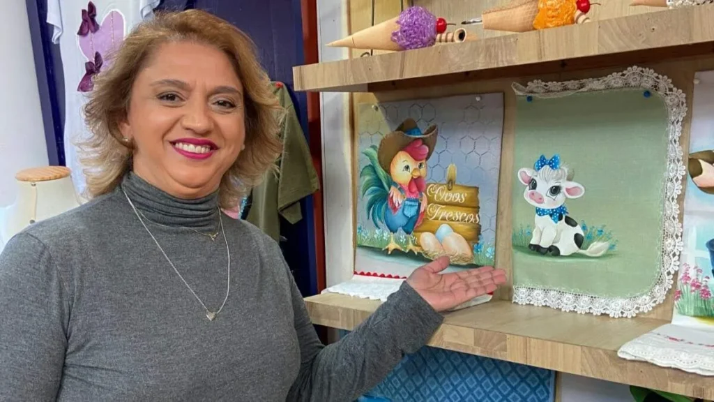 Imagem lugar americano pintura vaquinha faca voce mesmo do artigo Lugar Americano de Tecido com Pintura de Vaquinha - Faça Você Mesmo