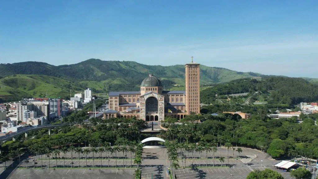 Imagem ARQ 11 07 Reproducao TV Aparecida 1 do artigo Reportagem da TV Aparecida conta a história da Família dos Devotos
