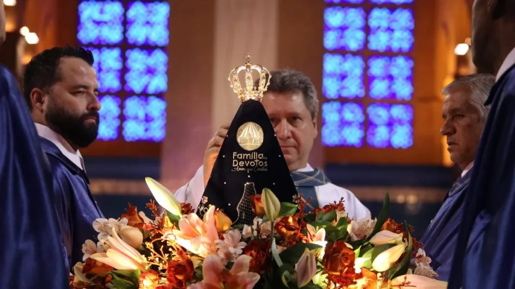 Imagem FD Missa de Abertura FD 12 do artigo Manto de Nossa Senhora celebra os 25 Anos da Família dos Devotos