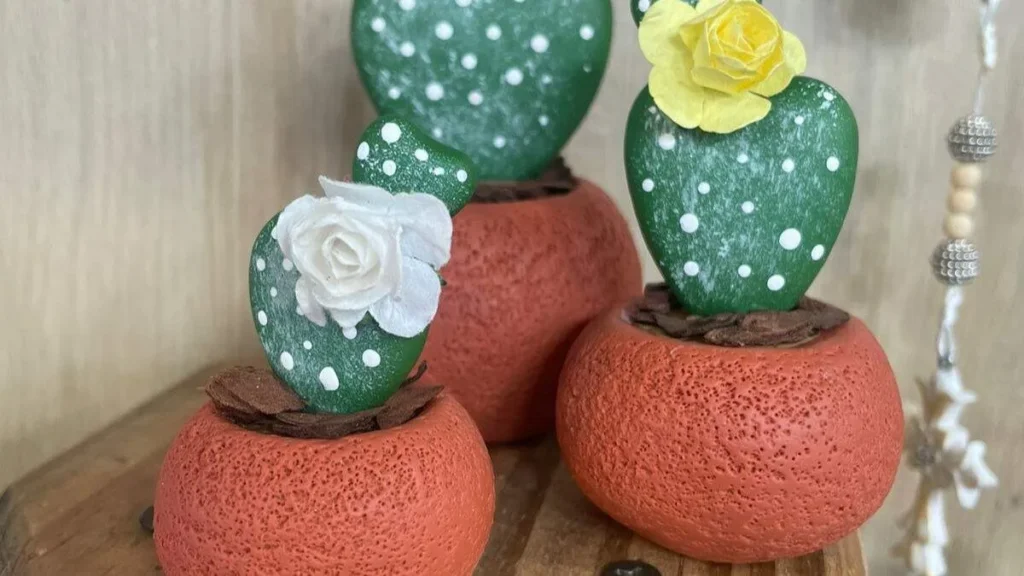 Imagem trio de cactos decorativos em biscuit do artigo Trio de Cactos em Biscuit - Faça Você Mesmo