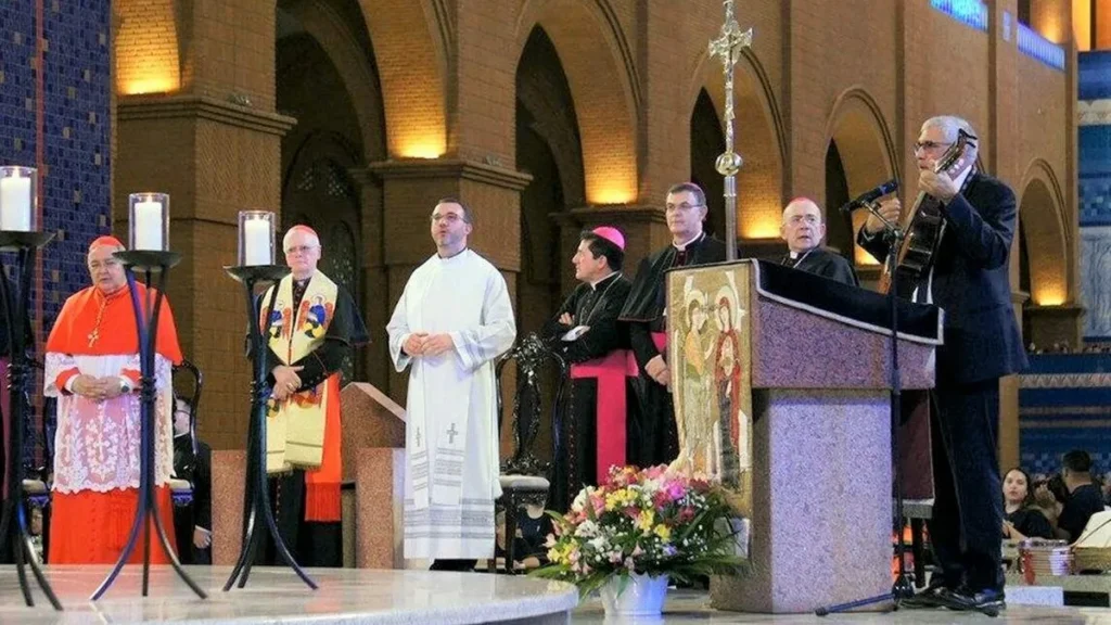 Imagem Celebracao da Palavra Neocatecumenal em Aparecida do artigo Caminho Neocatecumenal celebra Jubileu em Aparecida