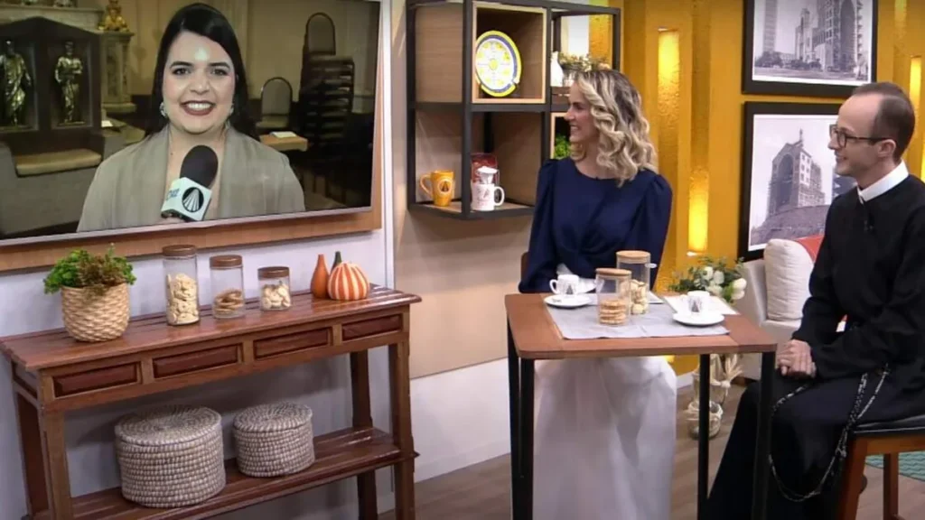 Imagem familia dos devotos 3 do artigo Padre José Roberto conta a emoção em celebrar o centenário da Arquidiocese