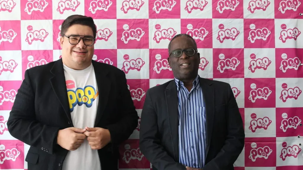 Imagem Jose Eduardo e Padre Vanderlei Sousa do artigo Rádio POP reúne pré-candidatos para encontro sobre projeto eleitoral