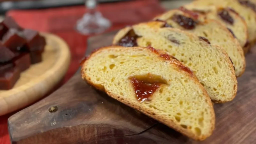 Imagem delicioso pao de milho com goiabada santa receita do artigo Delicioso Pão de Milho com Goiabada - Santa Receita