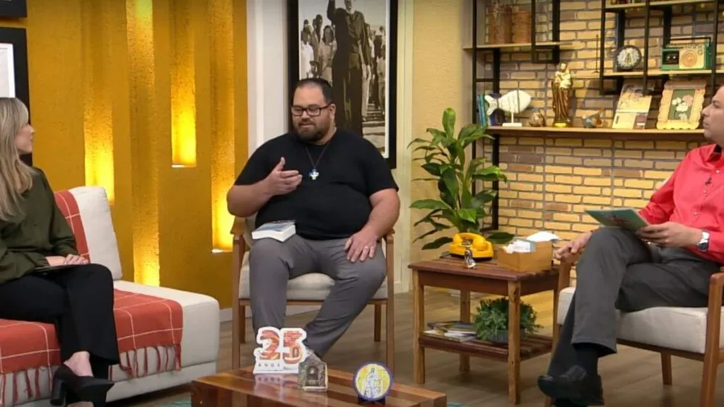 Imagem familia dos devotos do artigo Conheça o trabalho da Pastoral da Catequese que ensina através da fé