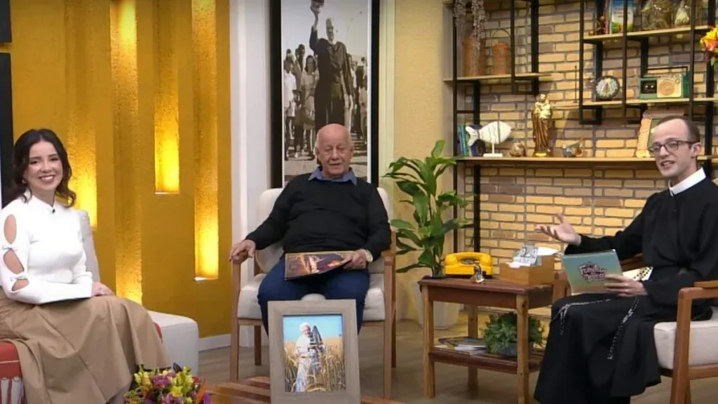Imagem familia dos devotos 4 do artigo Saiba mais sobre a vida e as ações do Pe. Vitor Coelho de Almeida